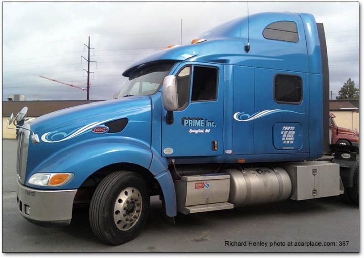 Peterbilt 387 tractor Peterbilt 387 tractor